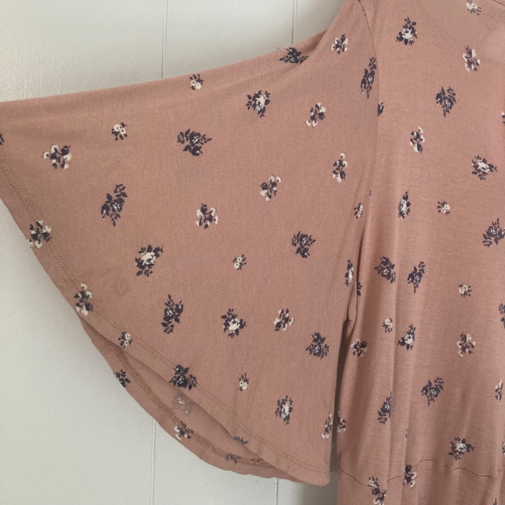 Lucky Brand Floral Smock Tunic Top size Medium - Picture 3 of 9
